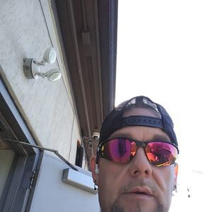 Meet your Posher, Tom